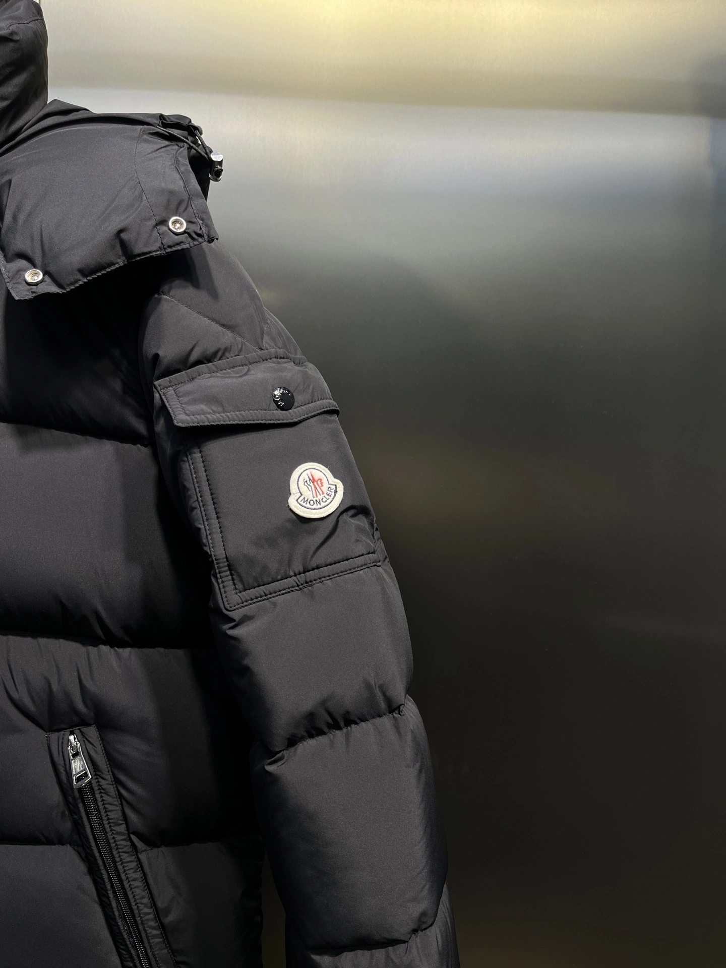wg.luxury -- 7o9385r Moncler Hanoverian Down jacket item:E-F190I0702